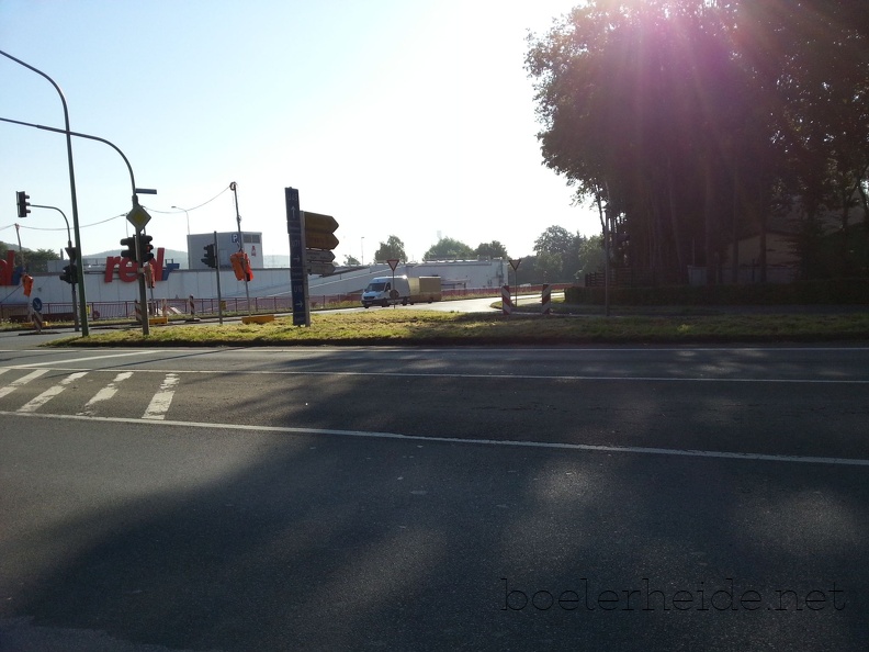 Dieses Foto zeigt die Kreuzung Dortmunderstraße-Wandhofenerstraße 20170225124155-e39f46f5.jpg