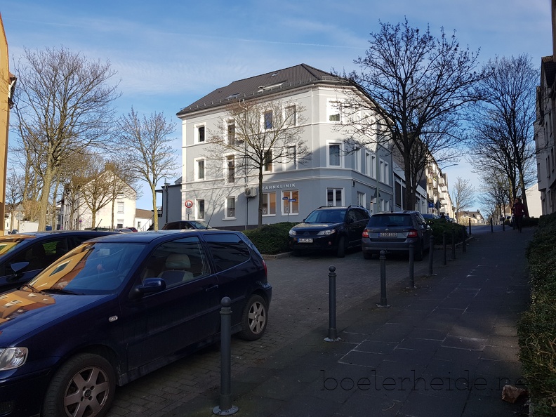 Blick auf das modernisierte Eckhaus an der Grimme- Ecke Malmkestraße. 20250219_144756.jpg
