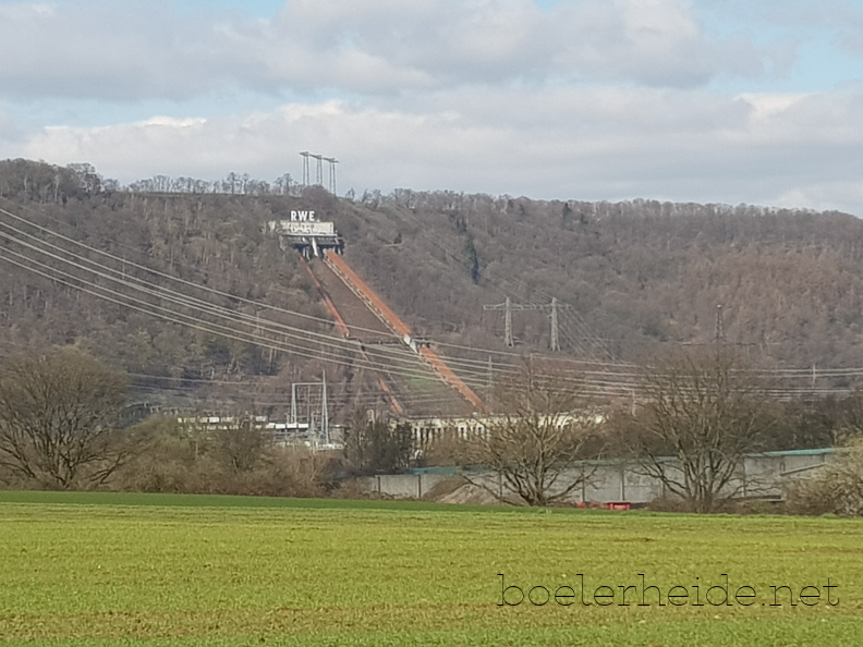 2026-03-15-rwe-zeichen-ardeygebirge-hagen.jpg